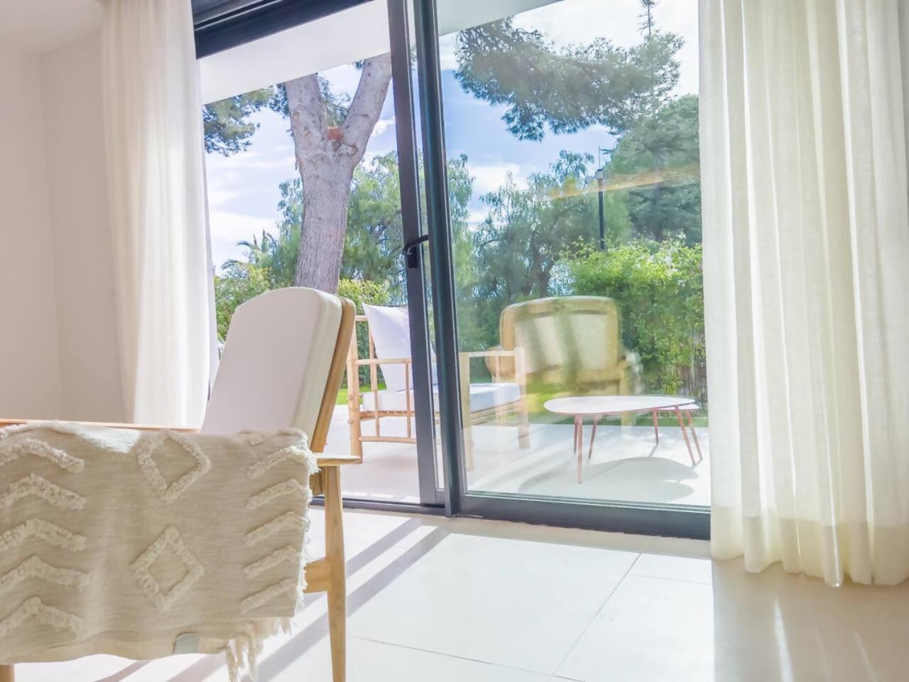 Bajo Con Jardin En La Milla De Oro Apartment Marbella Luaran gambar