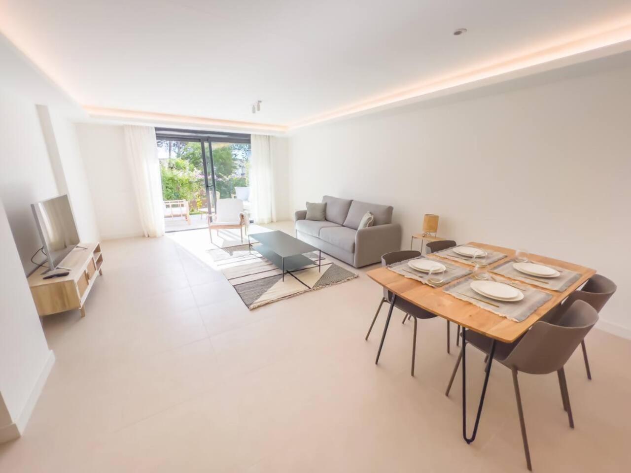 Bajo Con Jardin En La Milla De Oro Apartment Marbella Luaran gambar