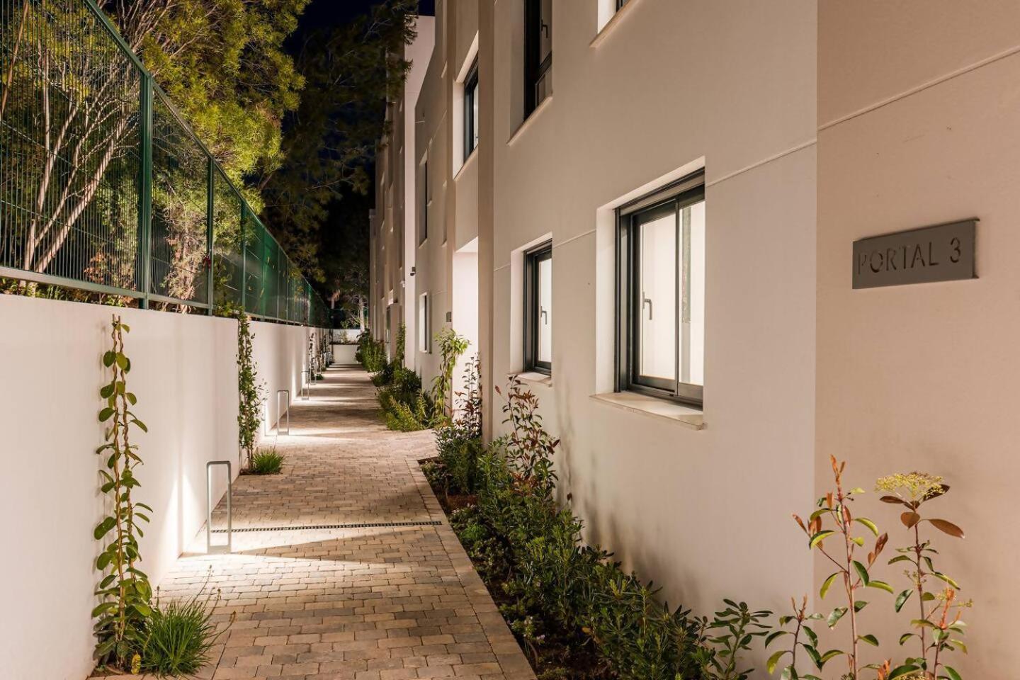 Bajo Con Jardin En La Milla De Oro Apartment Marbella Luaran gambar