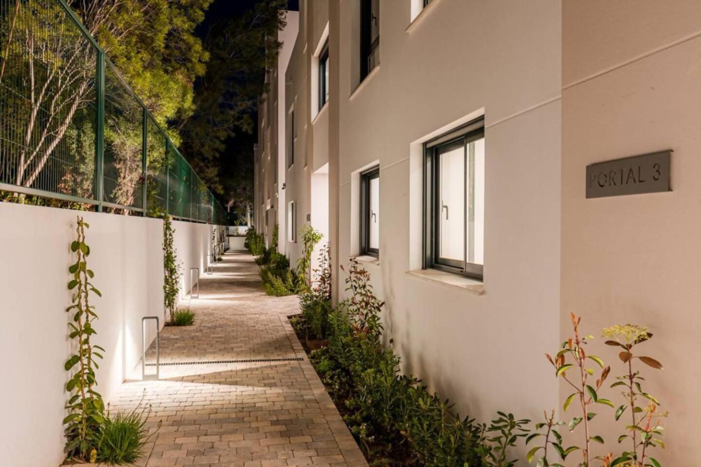 Bajo Con Jardin En La Milla De Oro Apartment Marbella Luaran gambar